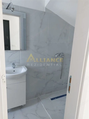 Casa la 4-5 km de metrou,bine amplasata,super pret . - imagine 8