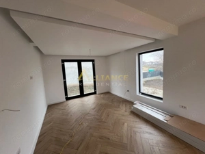 Casa individuala - 3 camere  - 2 bai - 100 mp utili-teren 215mp - imagine 12