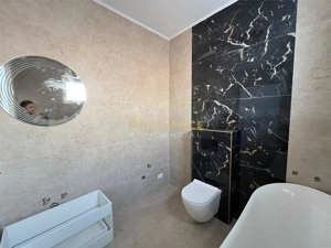 Casa individuala 4 camere,la 2-3 km de metrou. - imagine 5