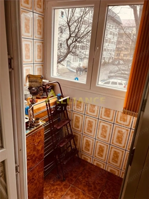 5 Minute Metrou Aparatorii Patriei Apt 2 camere - imagine 13