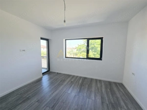Vila individuala- 4 camere - 3 bai - pod - beci - 500m de STV - imagine 8