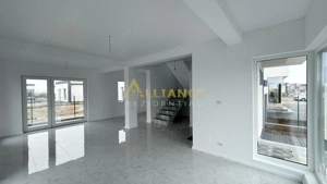Casa individuala 4 camere 3 bai – Comuna Berceni | Teren 323MP - imagine 3