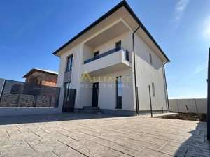 Casa Individuala de vanzare - Teren 350 mp | 4 camere - 3 bai