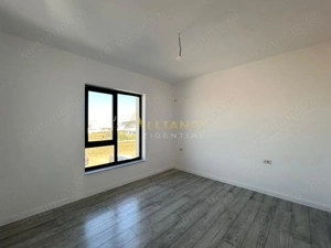 Casa Individuala de vanzare - Teren 350 mp | 4 camere - 3 bai - imagine 18