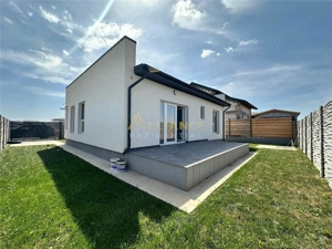 Casa de vanzare in Berceni || Parter || Teren 322 mp - imagine 3