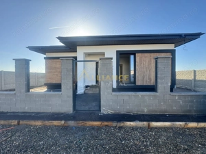 Casa Individuala pa Parter - 4 camere + teren 420 mp