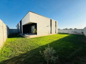 Casa de vanzare – TEREN 440mp – 4 camere mari – Proiect modern