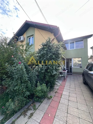 Casa individuala cu spatiu comercial de vanzare - Sos. Leordeni 500m Primarie