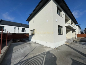 V #226;nzare cas #259; tip duplex – 4 camere - imagine 2