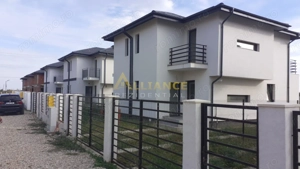 Casa tip duplex    3 camere    2 bai