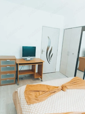 Vand apartament cu doua camere in statiunea montana Predeal (judetul Brasov] mobilat - imagine 2