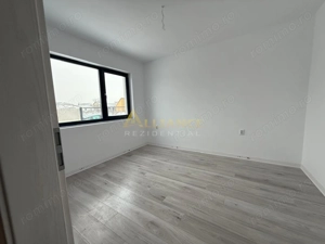 Casa individuala parter 4 camere 2 bai + dressing - imagine 13
