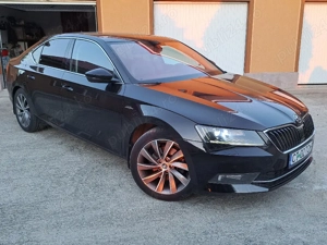 Skoda Superb  Laurin & Klement  2.0TDI DSG