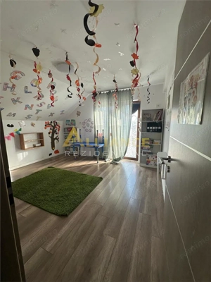 Casa individuala de vanzare P+2- Zona Amurgului   Fermei