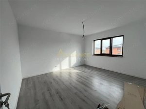 Vila individuala-4camere -2bai-pod -incalzire pardoseala - imagine 16