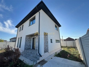 CASA INDIVIDUALA -4 CAMERE-2 BAI-INCALZIRE IN PARDOSEALA