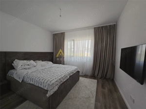 Duplex cu perete dublu- 4 camere - 2 bai - apa curenta  - pod - imagine 5