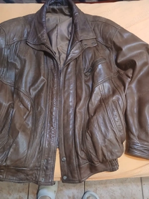 Vind greacă piele maro  - imagine 3