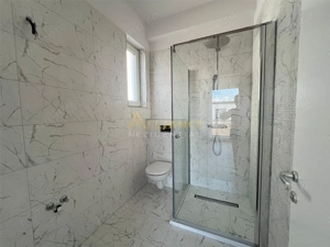 Casa individuala - 4 camere  - 2 bai - in ansamblu rezidential-str asfaltata - imagine 11