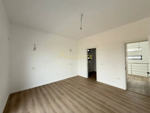 Vile individuale | 4 camere | 2 bai | Curte amenajata | Asfalt - imagine 14