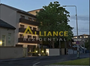 {Aparatorii Patriei} Apartament cu 2 camere, 2 bai