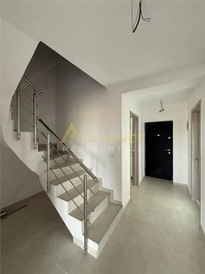 [AUTOSTRADA A0] Vila P+1 | 125 MPU + Teren 290 MP