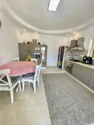 Berceni-Vila 7 Camere-Gata de Mutare - imagine 4