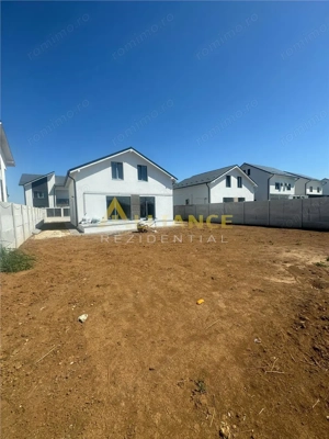 Casa individuala - 5 camere - 2 bai - beci - teren 389mp - beci - imagine 8