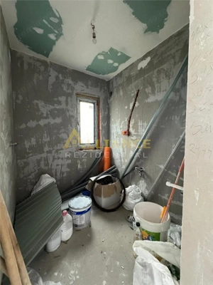 Vila P+1 cu 4 camere - 2 bai { Popesti Leordeni } - imagine 6