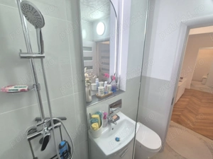 Vanzare Apartament 2 camere cochet mobilat si utilat complet de lux - imagine 10