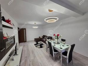 Casa individuala cu 5 camere si curte proprie in cartierul Tineretului - imagine 2