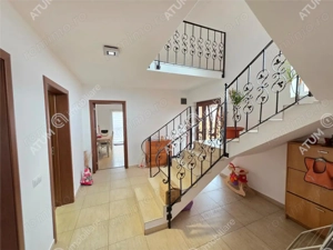 Casa individuala cu 5 camere si curte proprie in cartierul Tineretului - imagine 20