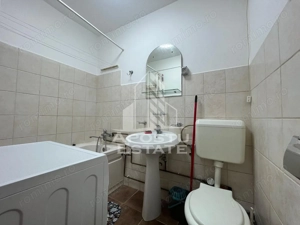 Apartament 1 camere, zona Parneava - imagine 3