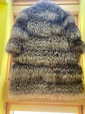 scurta de blana,vulpe argintie 42-46 noua