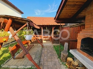 Casa individuala de vanzare cu 5 camere 2 bai si garaj Selimbar  - imagine 2