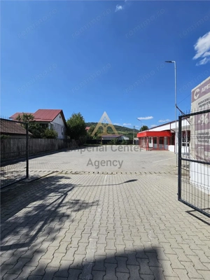 CLADIRE INDIVIDUALA ( SPATIU COMERCIAL) CU TEREN DE VANZARE IN ONESTI