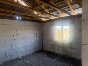 CASA parter, 90 mp utili , teren 560 mp , COSOVENI , POSIBILITATE RATE !!! - imagine 3