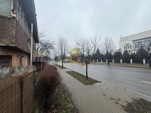 Vand casa batraneasca + Teren –zona REPUBLICII, Bacau, comision 0