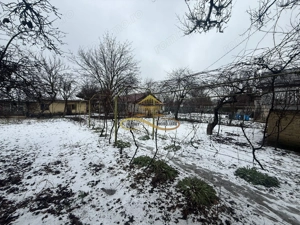 Casa batraneasca cu teren de vanzare in Lilieci Bacau - imagine 4