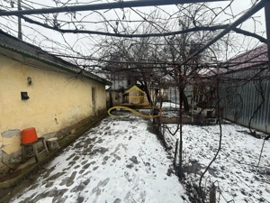 Casa batraneasca cu teren de vanzare in Lilieci Bacau - imagine 7
