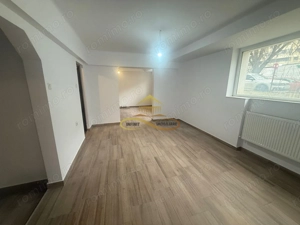 De vanzare apartament 2 camere Str Trandafirilor Bacau - imagine 7