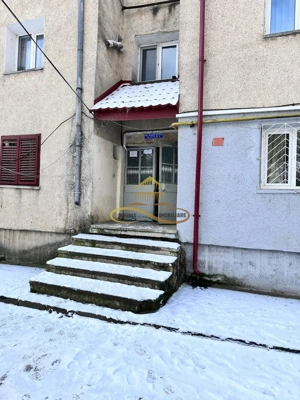 De vanzare apartament 2 camere Buhusi Bacau - imagine 12