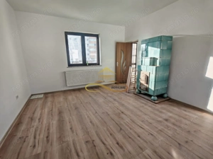 Casă de închiriat – ultracentral | Parter + Etaj separate | - imagine 9