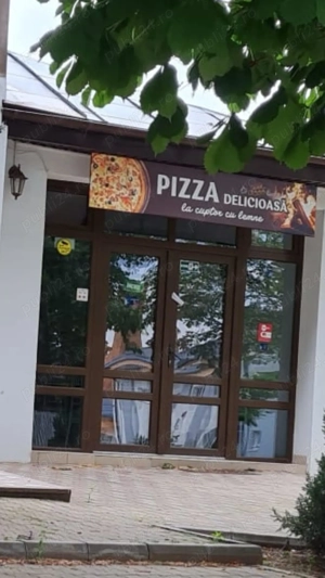 Închiriez spațiu comercial cu suprafața de 110 m.p. în orașul Panciu, județul Vrancea. - imagine 2