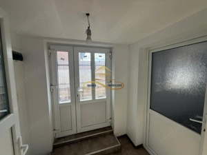 Casa de vanzare in Bacau Saucesti cu potential comercial - imagine 6