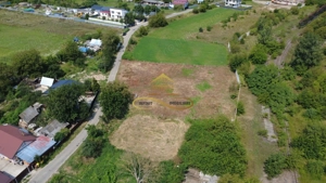 Teren intravilan - ideal pentru constructie 2 case - de vanzare - imagine 3