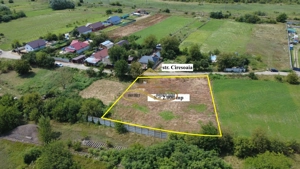 Teren intravilan - ideal pentru constructie 2 case - de vanzare