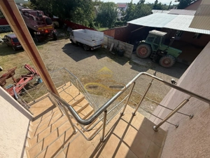 Casa de vanzare in Bacau Saucesti spatioasă cu etaj separat - imagine 13