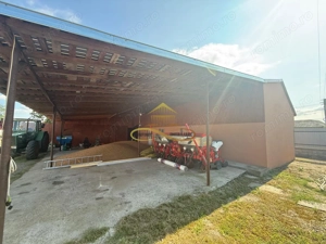 Casa de vanzare in Bacau Saucesti cu potential comercial - imagine 13