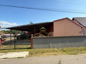 Casa de vanzare in Bacau Saucesti cu potential comercial - imagine 17